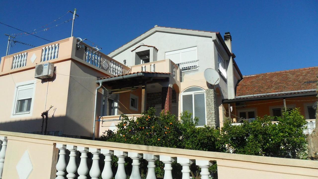 Apartment Sali 8153B Luaran gambar